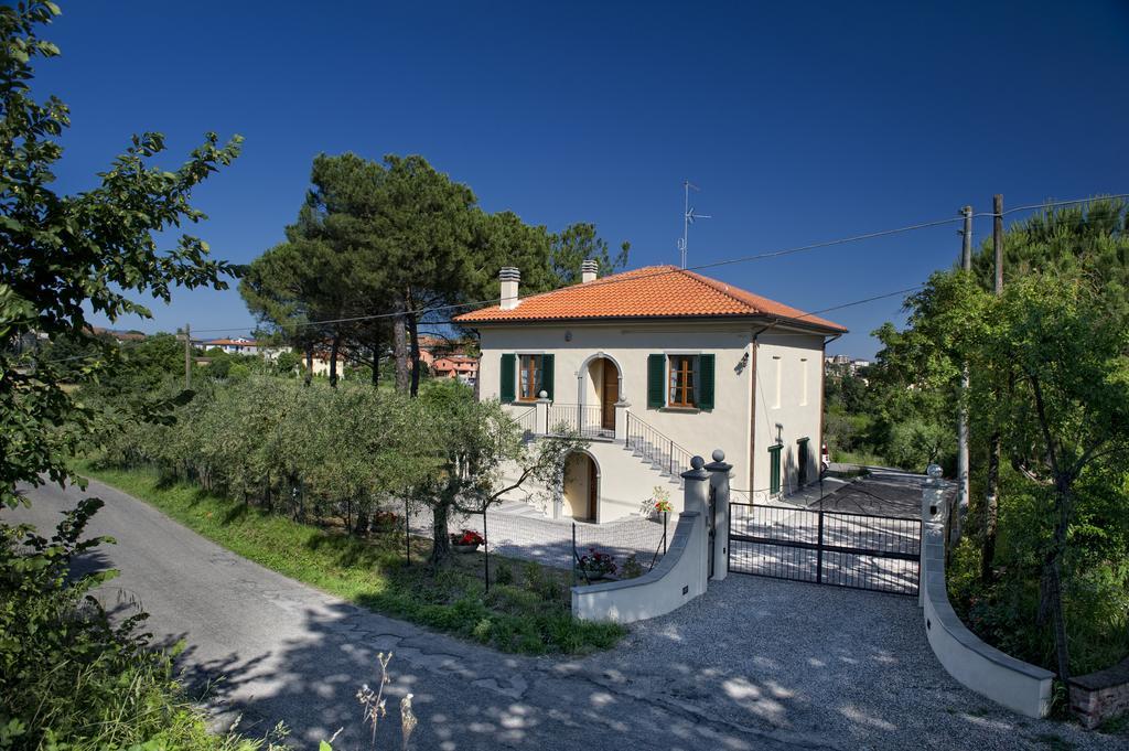 Villa Tancredi Foiano Della Chiana Exteriör bild